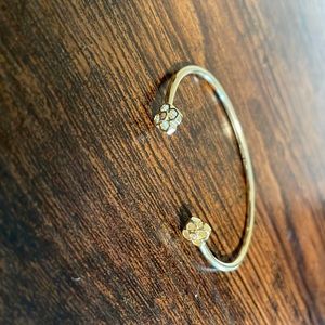 Kendra Scott bracelet